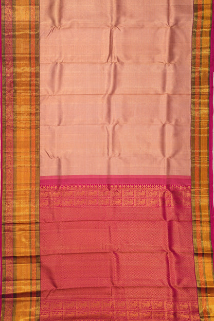 Kanchipuram Silk Zig Zag Brocade Peach Saree