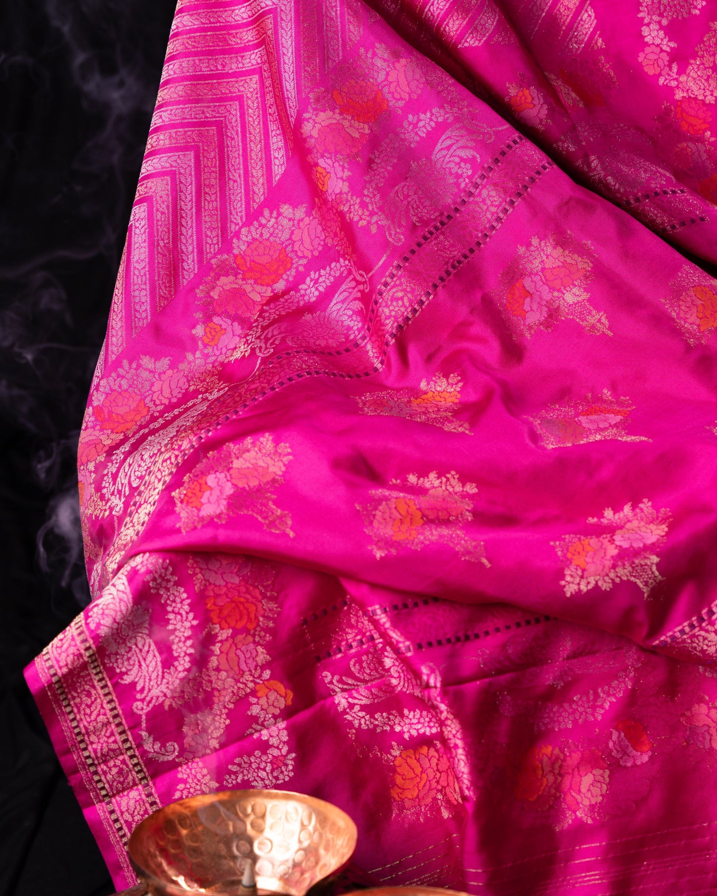 Banarasi Silk Jamdani Jaal Pink Saree
