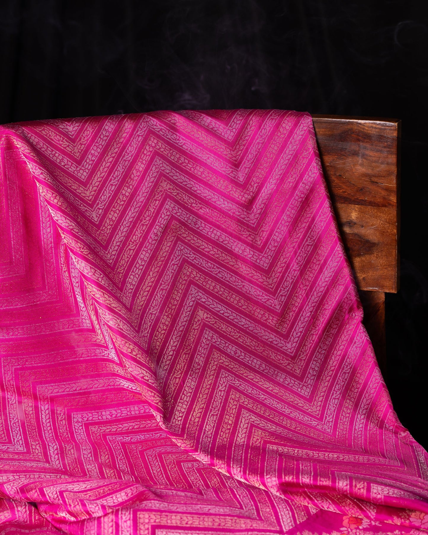 Banarasi Silk Jamdani Jaal Pink Saree