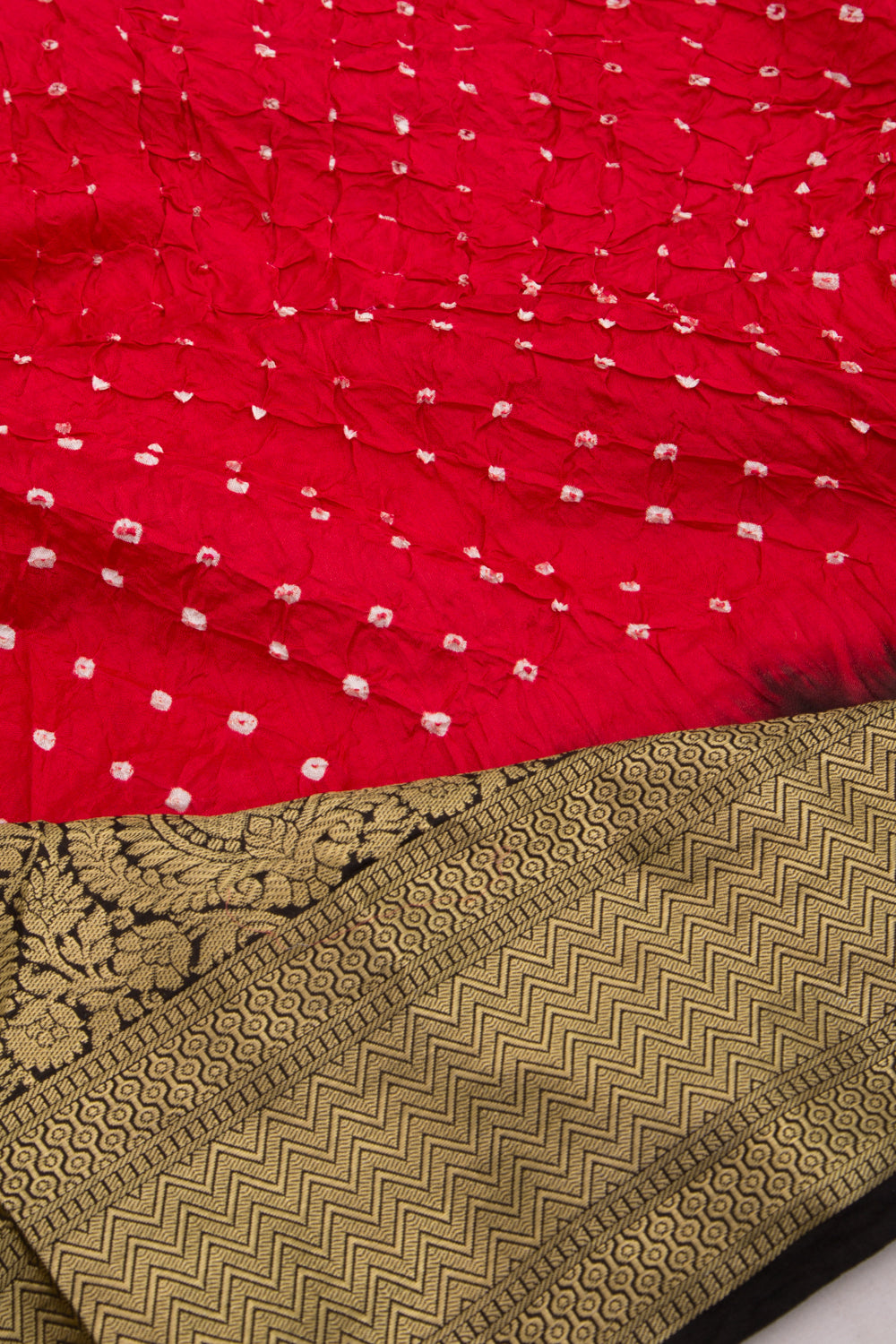 Chiniya Silk Bandhani Red Saree