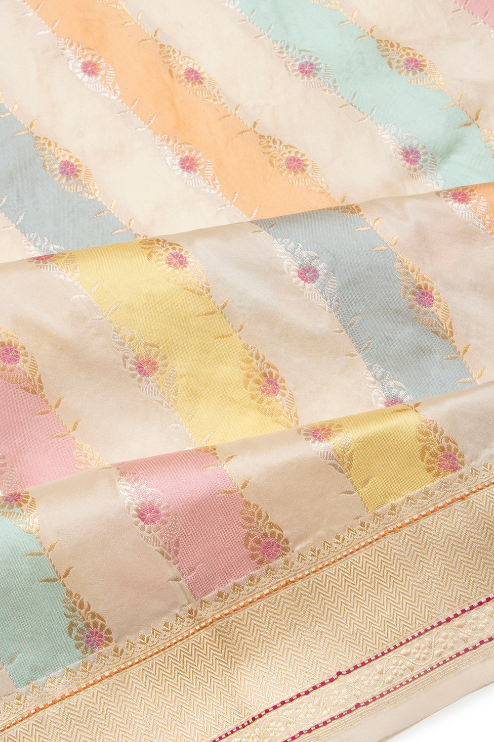 Banarasi Silk Jaal Rangkat Saree