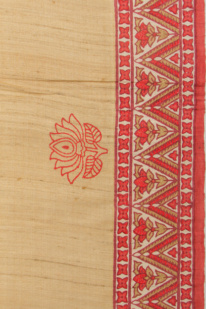 Tussar Butta Beige Saree With Kantha Work