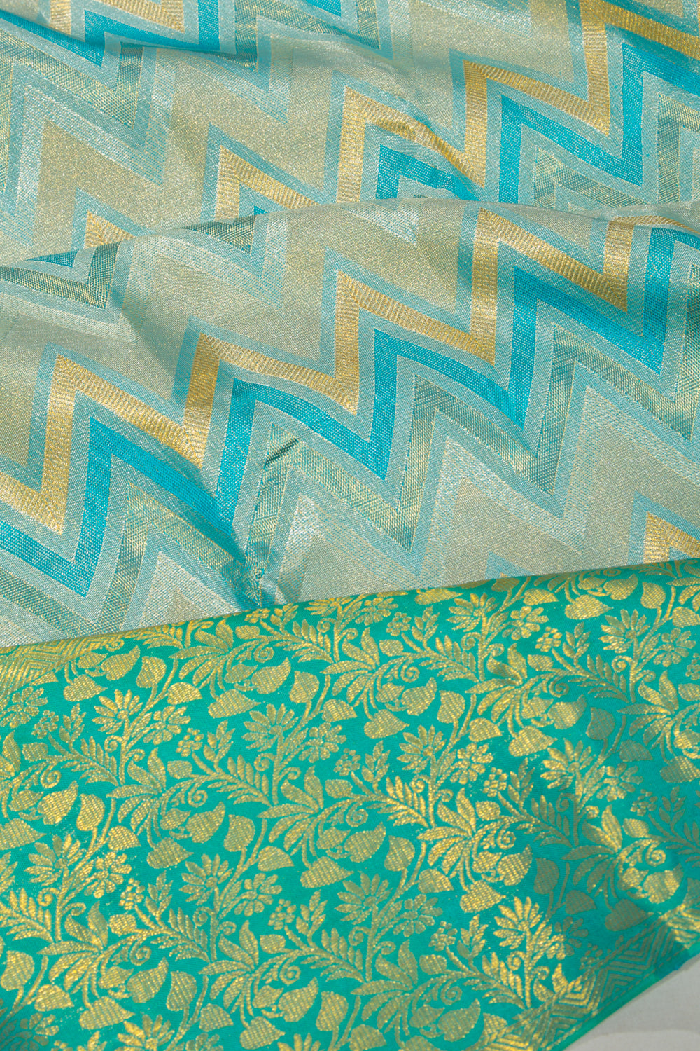 Taranga Kanchi Silk Tissue Zig-Zag Lines Blue Saree