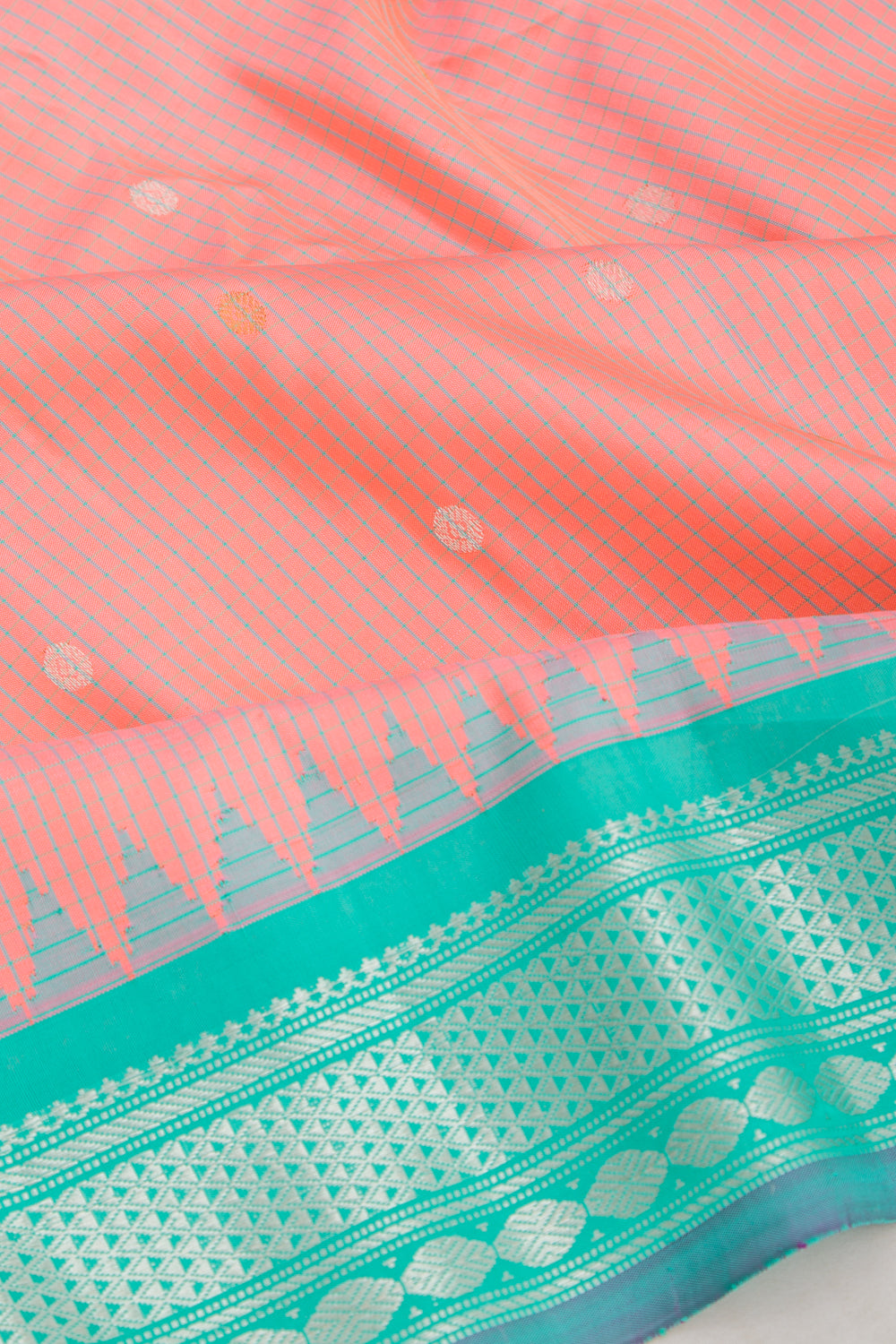 Gadwal Silk Butta Peach Saree