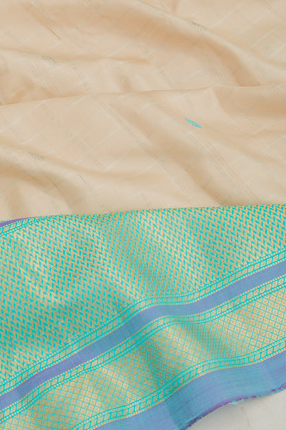 Gadwal Silk Butta Cream Saree