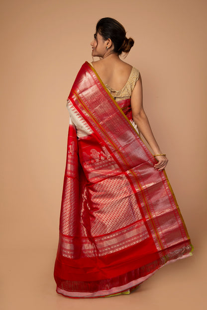 Gadwal Silk Butta Beige Saree