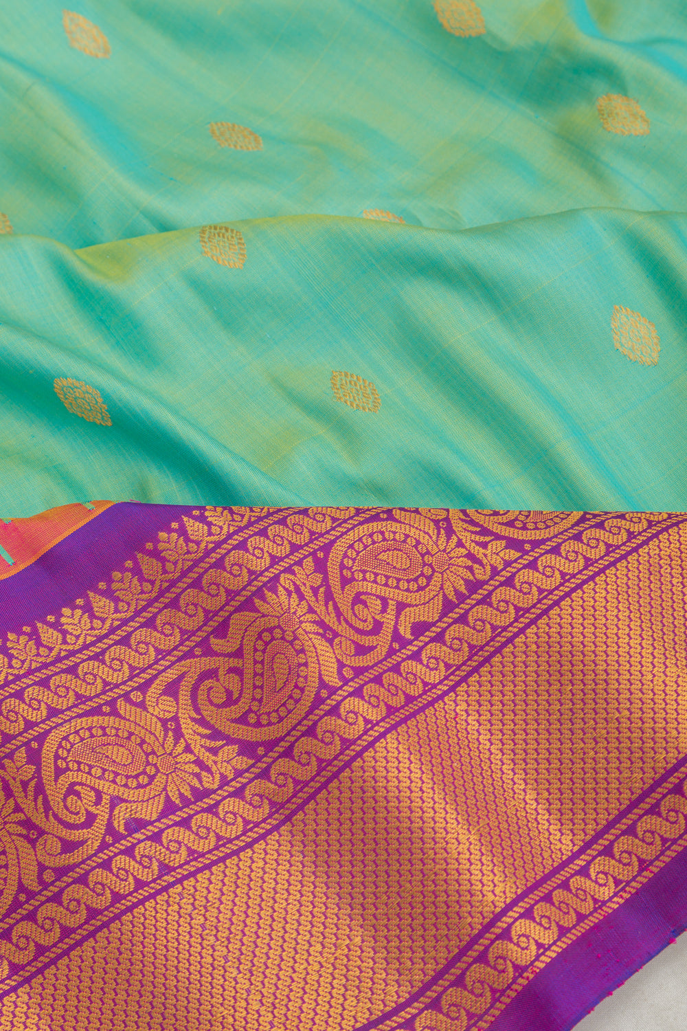 Gadwal Silk Butta Sea Green Saree