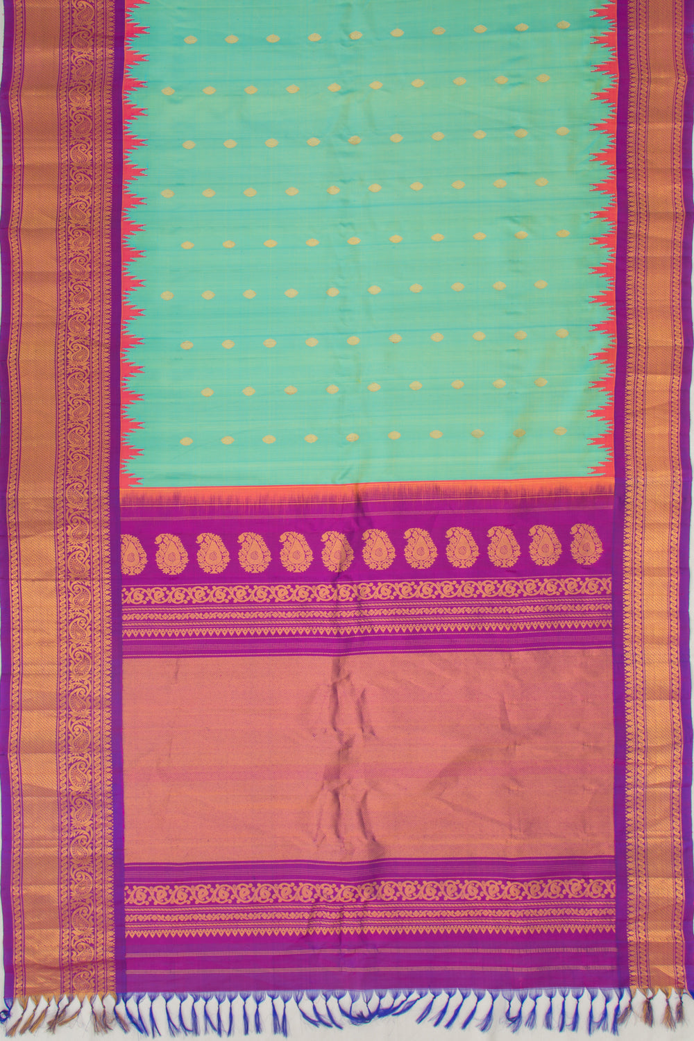 Gadwal Silk Butta Sea Green Saree