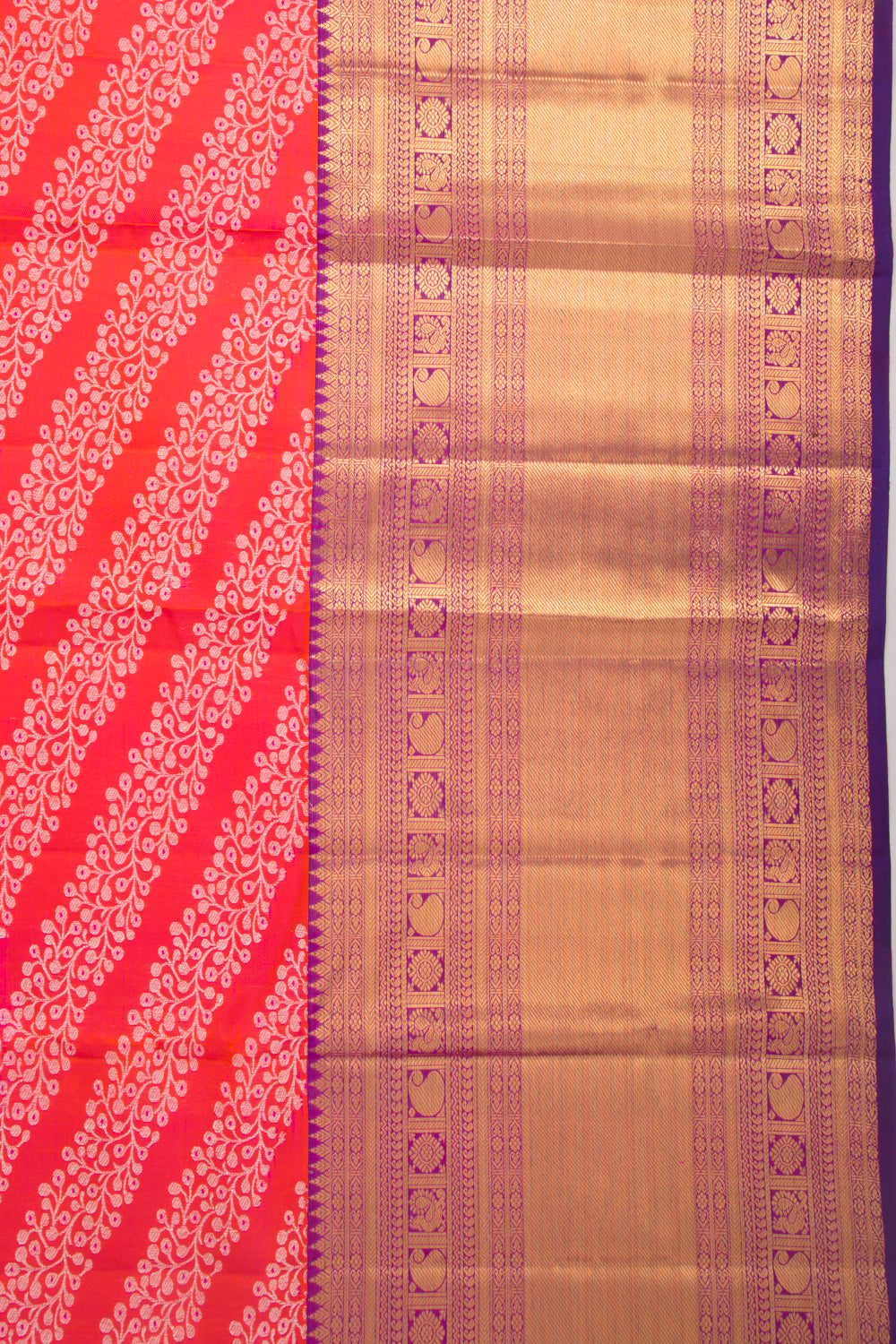 Taranga Kanchi Silk Jaal Dual Tone Pink And Orange Saree