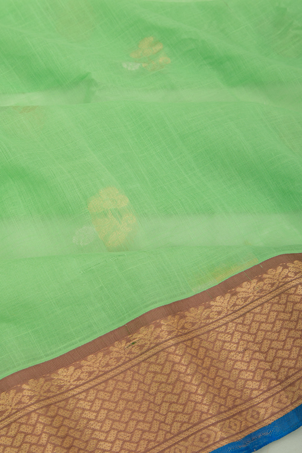 Gadwal Cotton Butta Pastel Green Saree