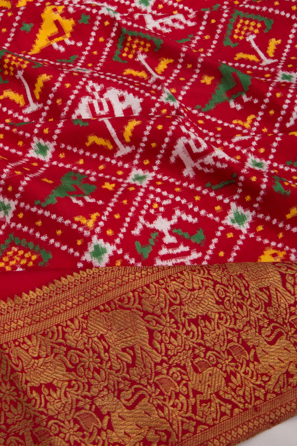 Patan Patola Silk Ikat Red Dupatta With Kanchi Border
