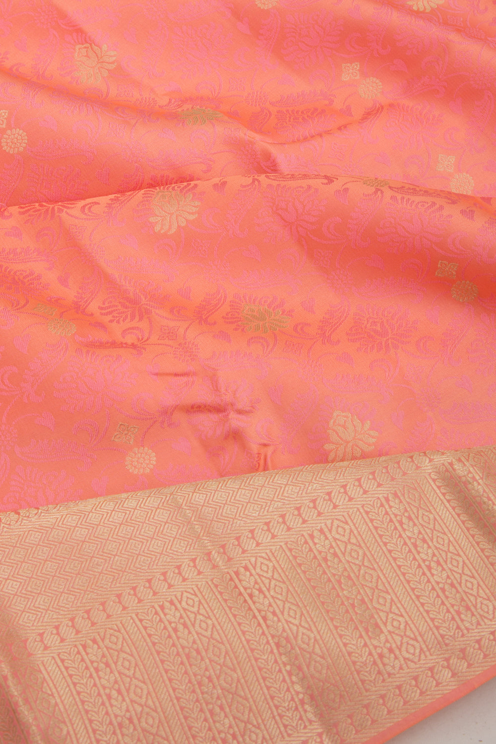 Taranga Kanchi Silk Jacquard And Butta Peach Saree