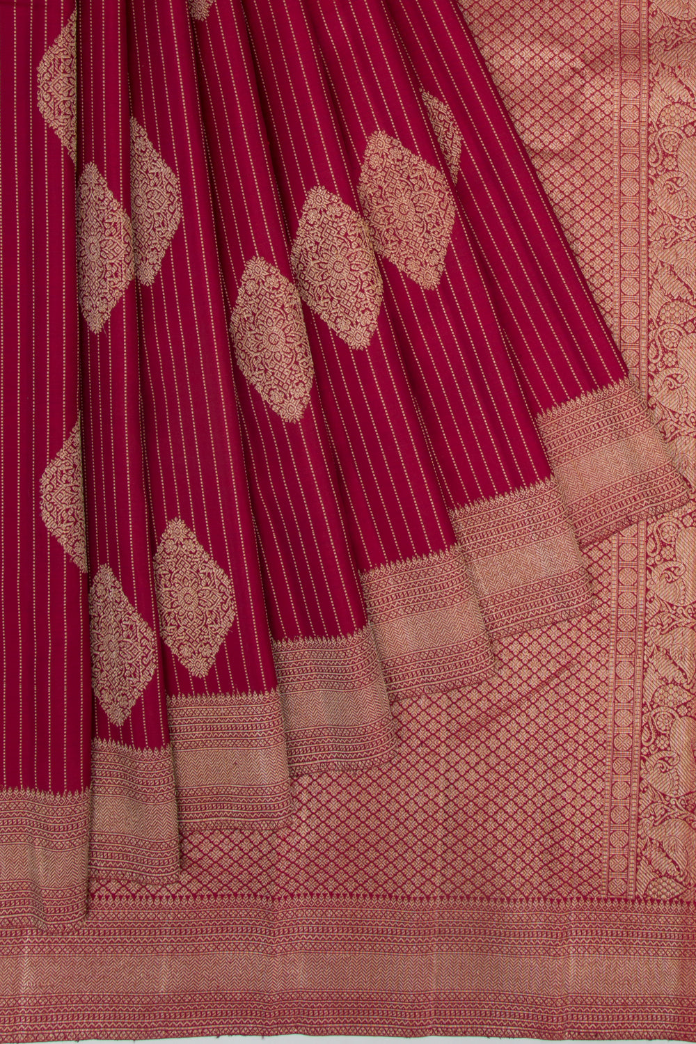 Kanchipuram Silk Lines And Butta Maroon Saree