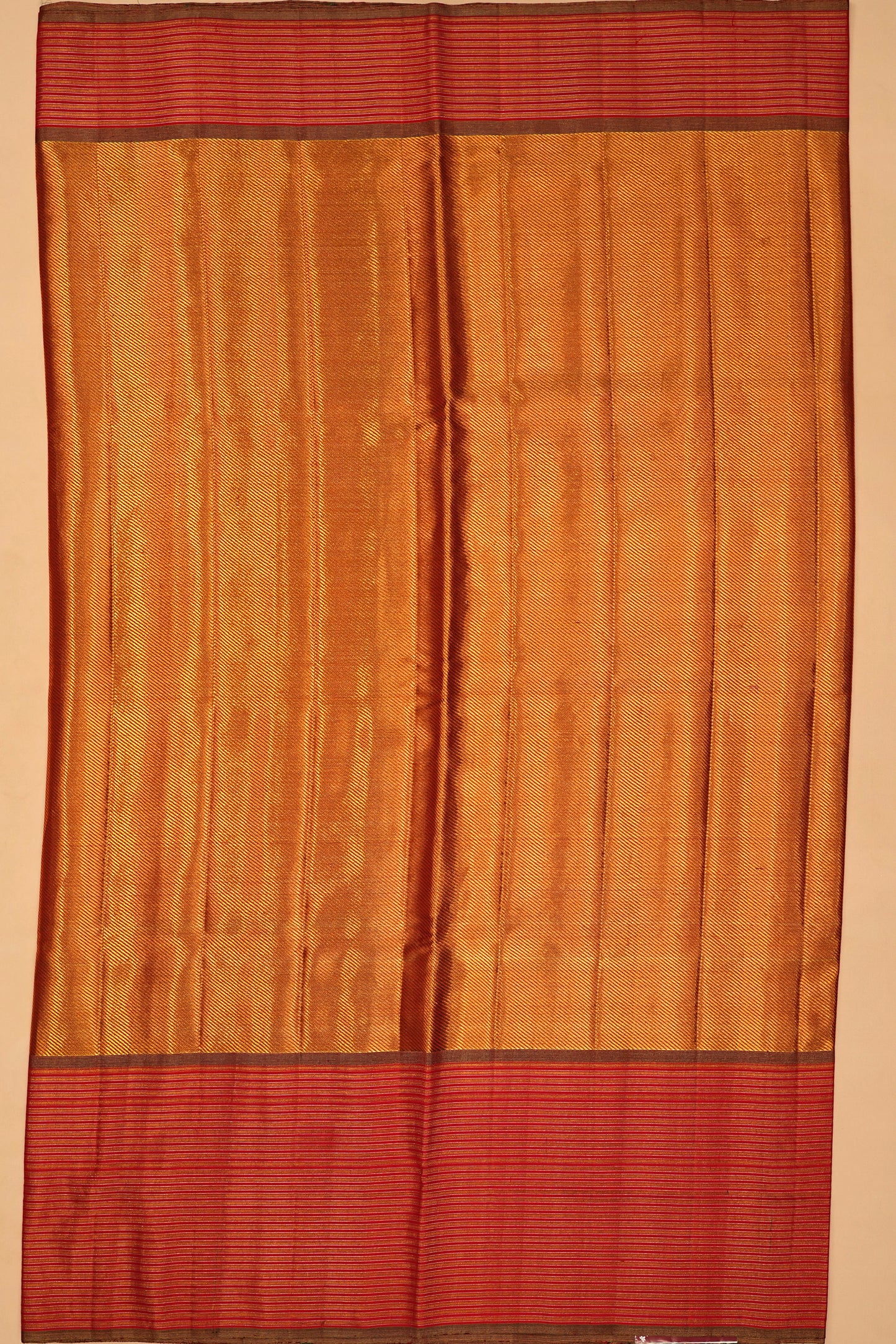 Kanchipuram Silk Tissue Diagonal Lines Gold Saree