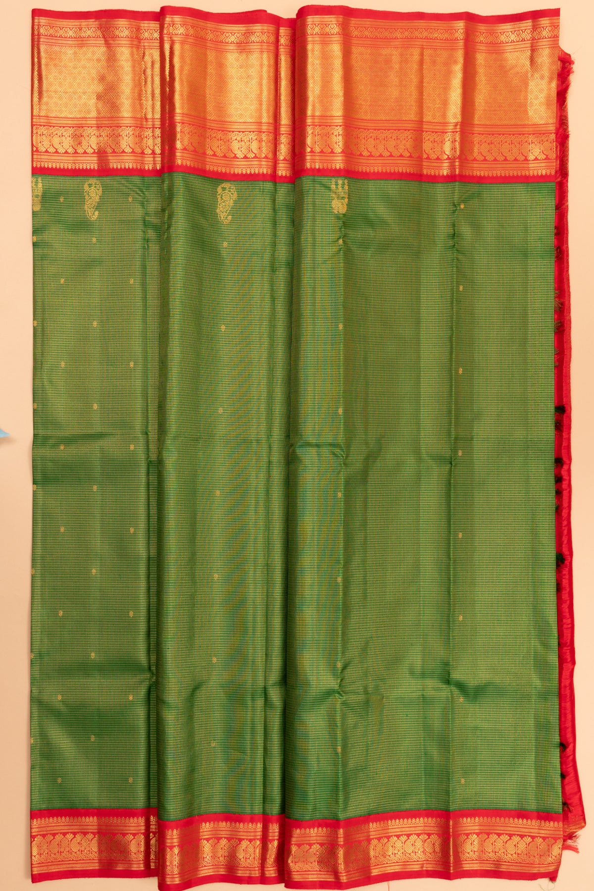 Kanchipuram Silk Horizontal Lines And Butta Green Saree