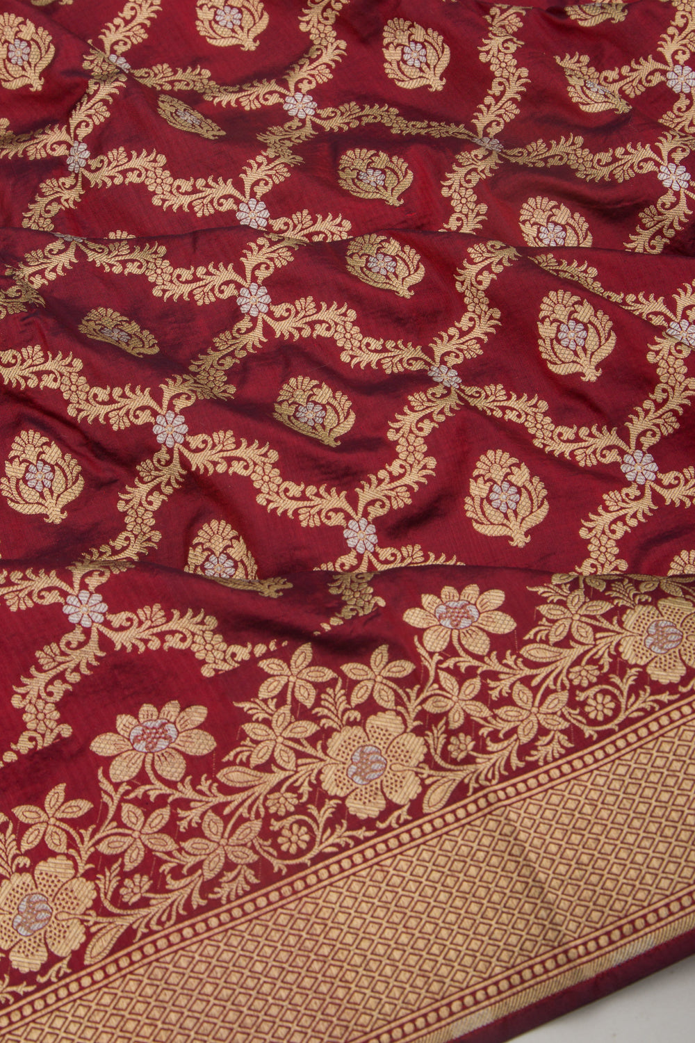 Banarasi Silk Jaal And Butta Maroon Saree 1213093691