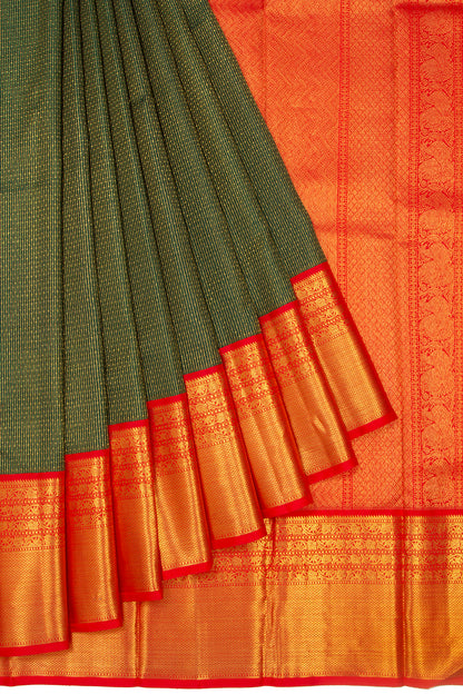 Kanchipuram Silk Vertical Lines Green Saree