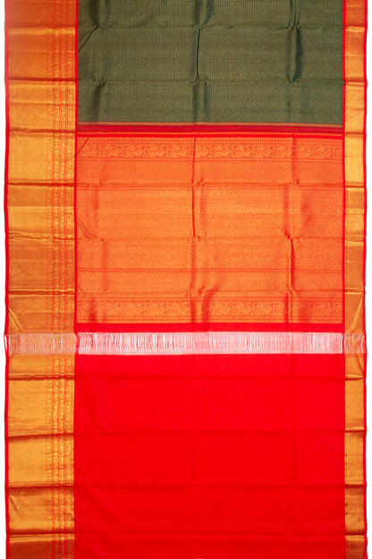 Kanchipuram Silk Vertical Lines Green Saree