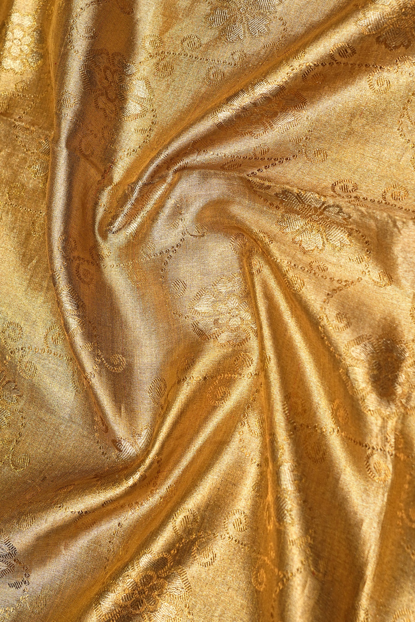 Kanchipuram Silk Tissue Jaal Gold Saree