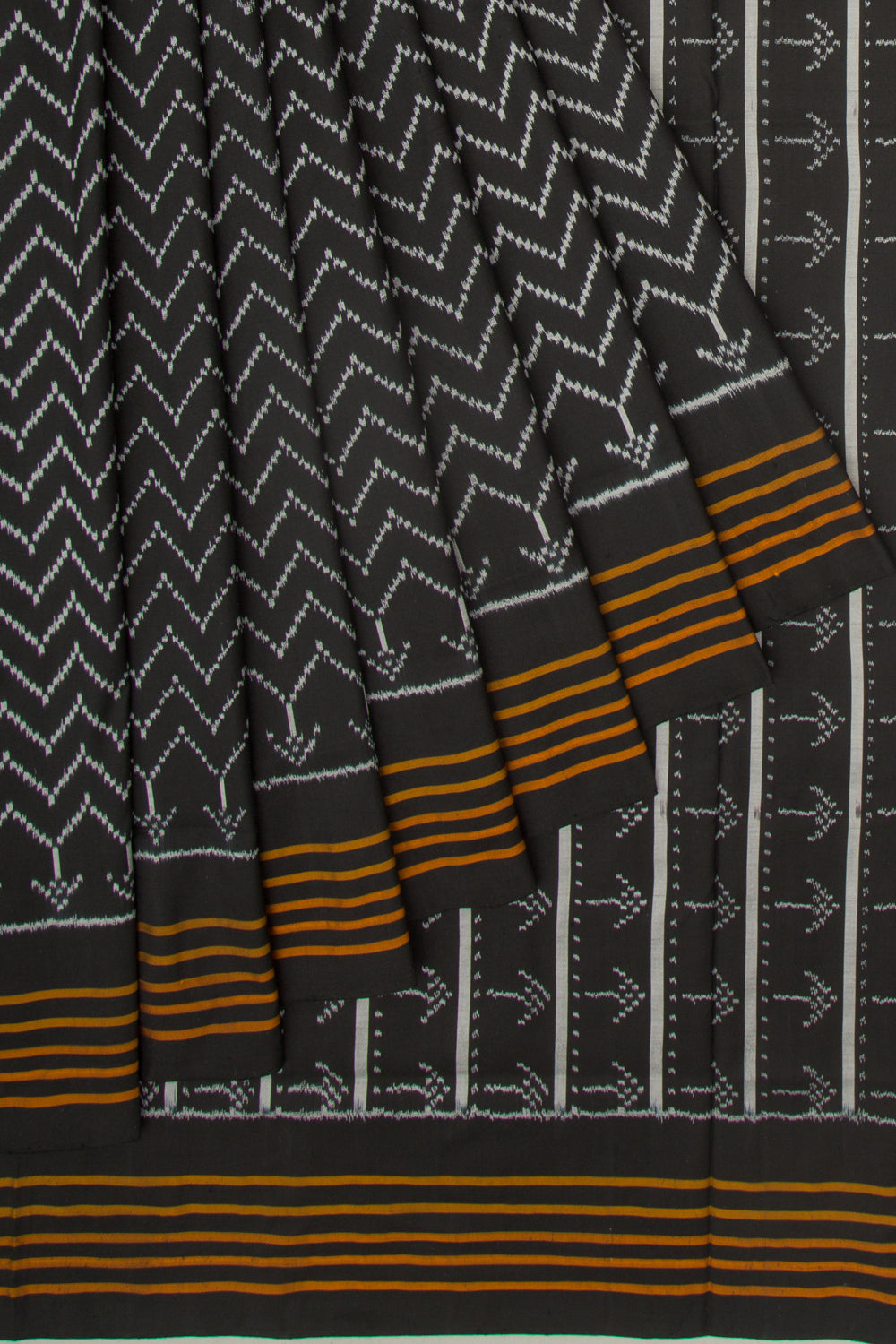 Pochampally Silk Ikat Zig Zag Lines Black Saree
