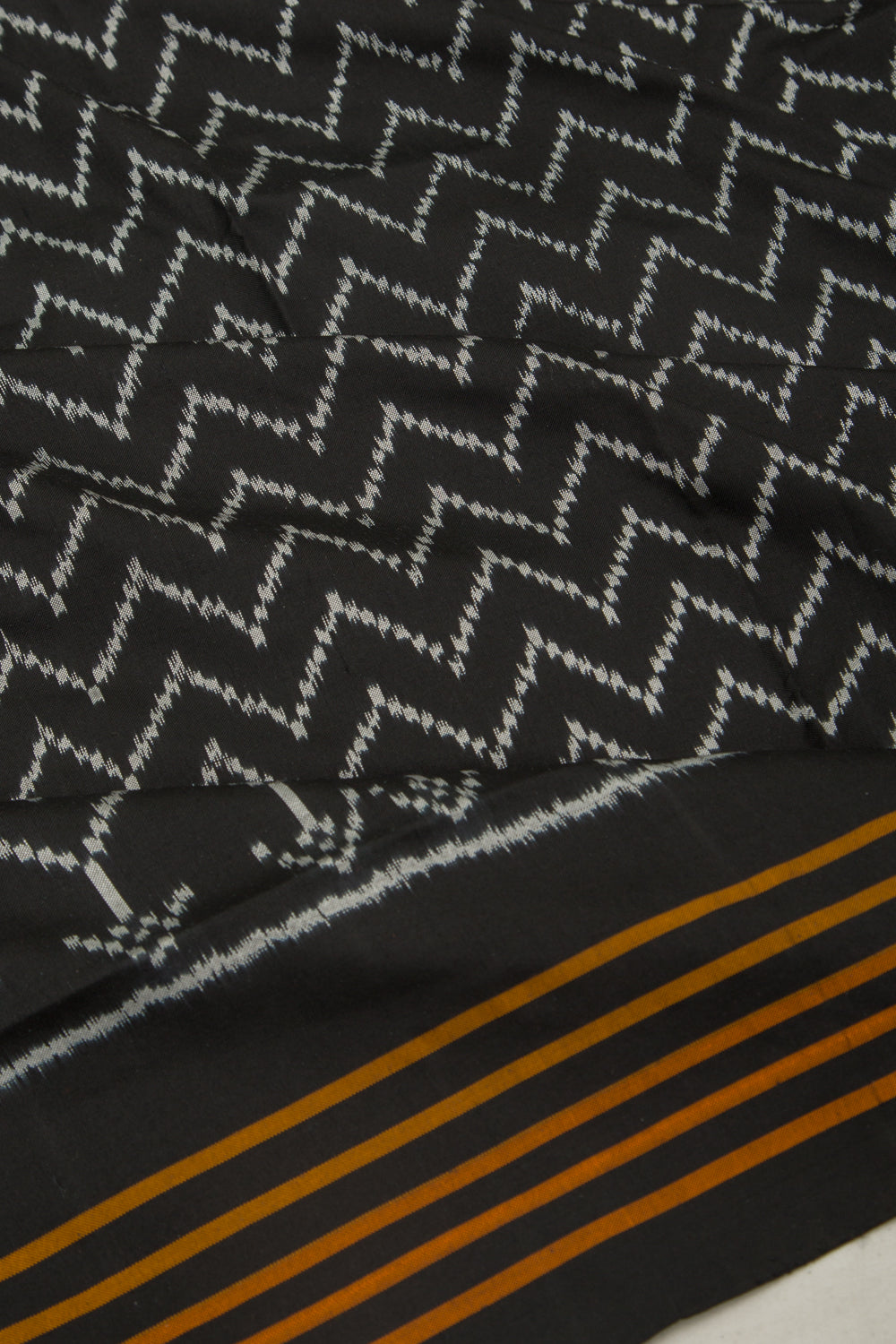 Pochampally Silk Ikat Zig Zag Lines Black Saree