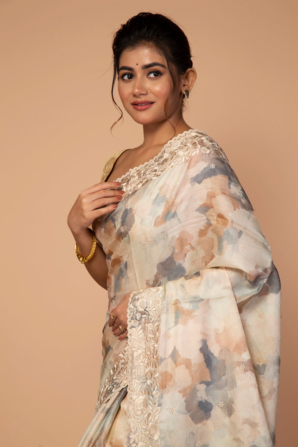Tussar Floral Printed Cream Saree With Embroidery Border