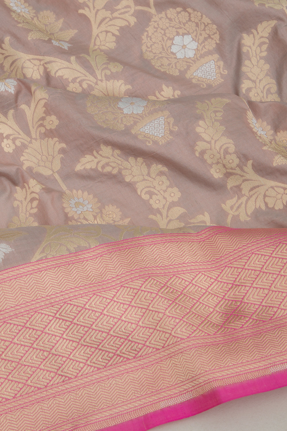 Banarasi Silk Jaal Snuff Saree