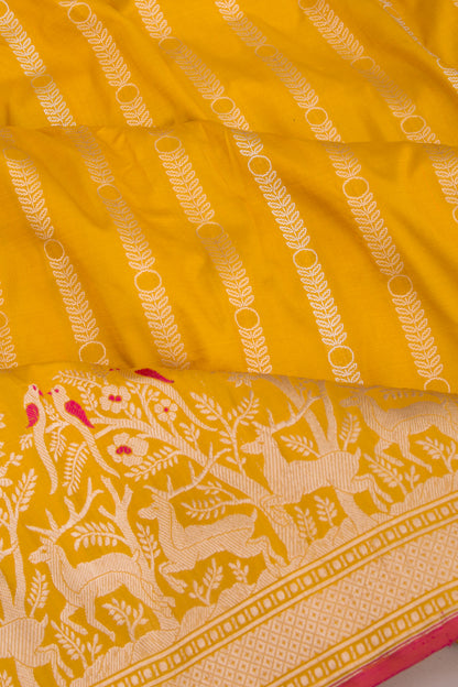 Banarasi Silk Vertical Lines Mustard Yellow Saree