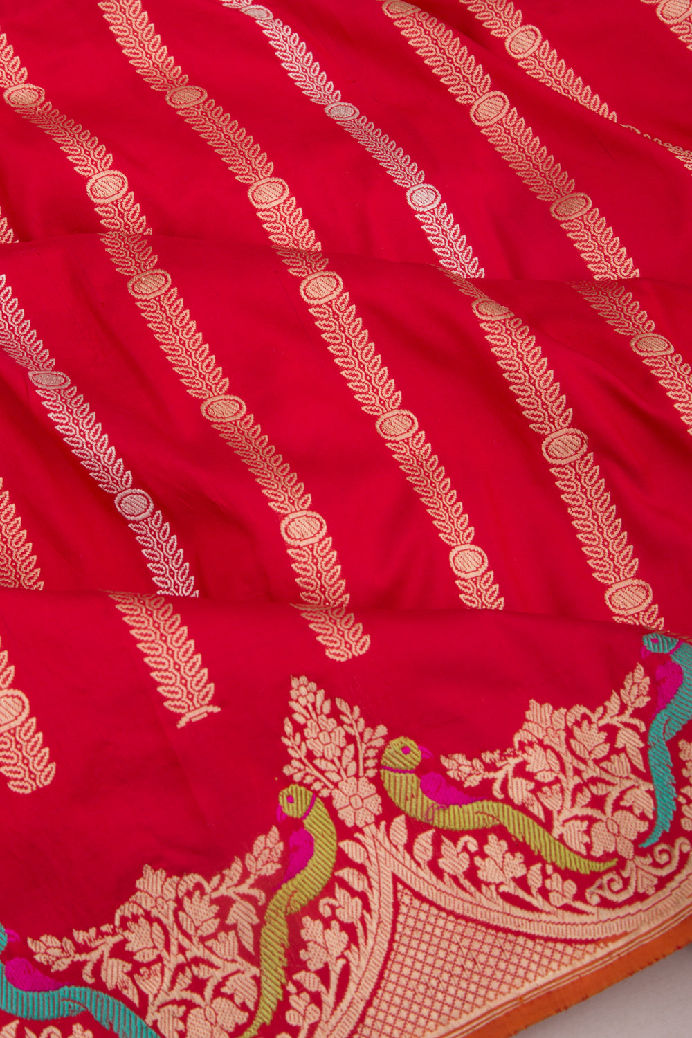 Banarasi Silk Vertical Lines Red Saree