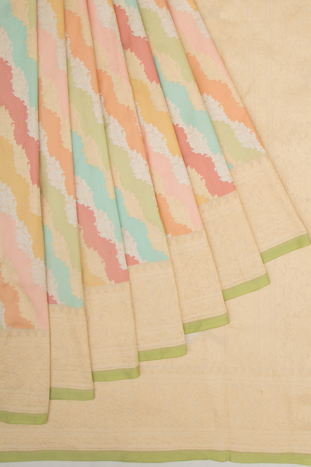 Banarasi Silk Leheriya Rangkat Cream Saree