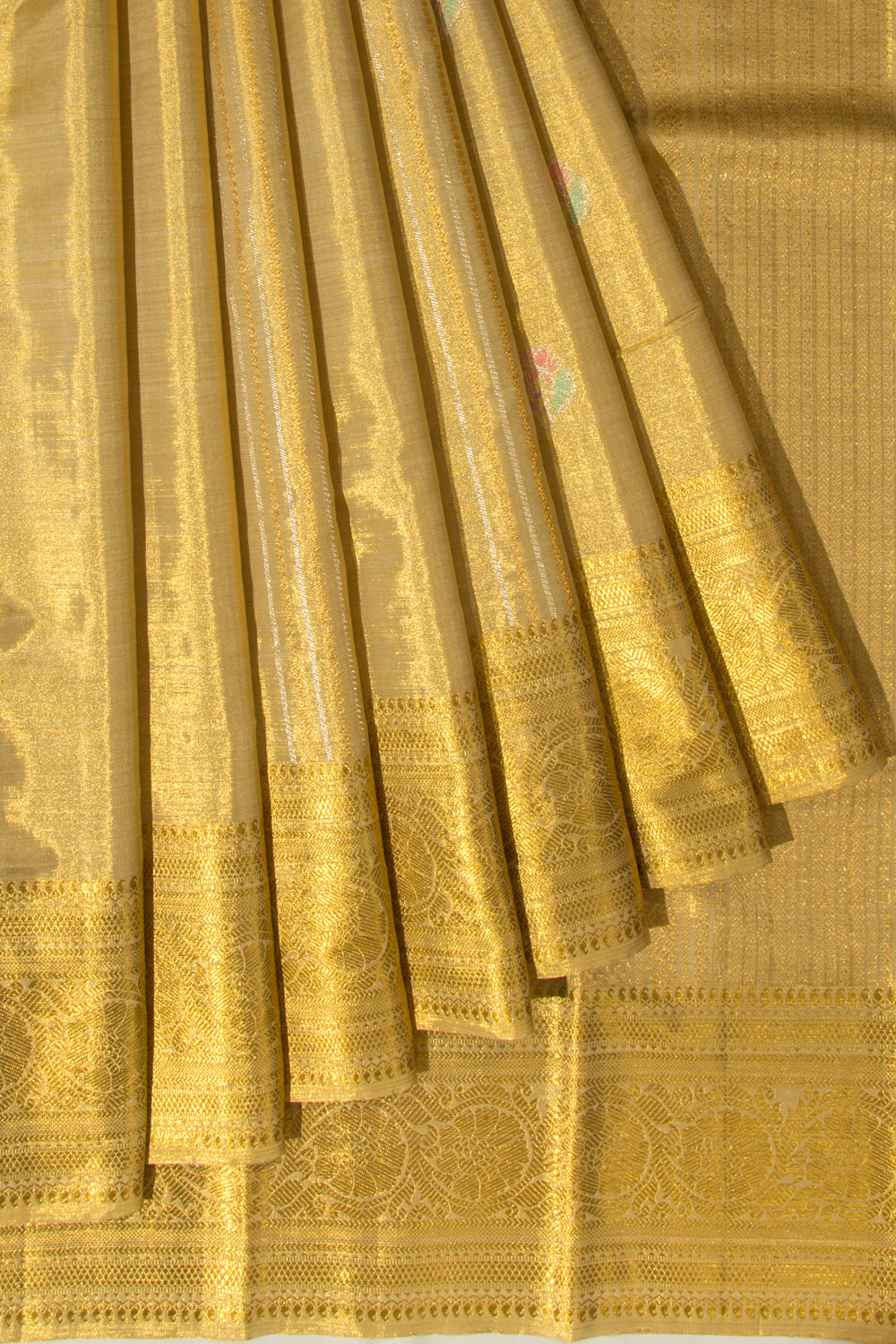 Kanchipuram Silk Tissue Vertical Lines And Butta Gold Saree