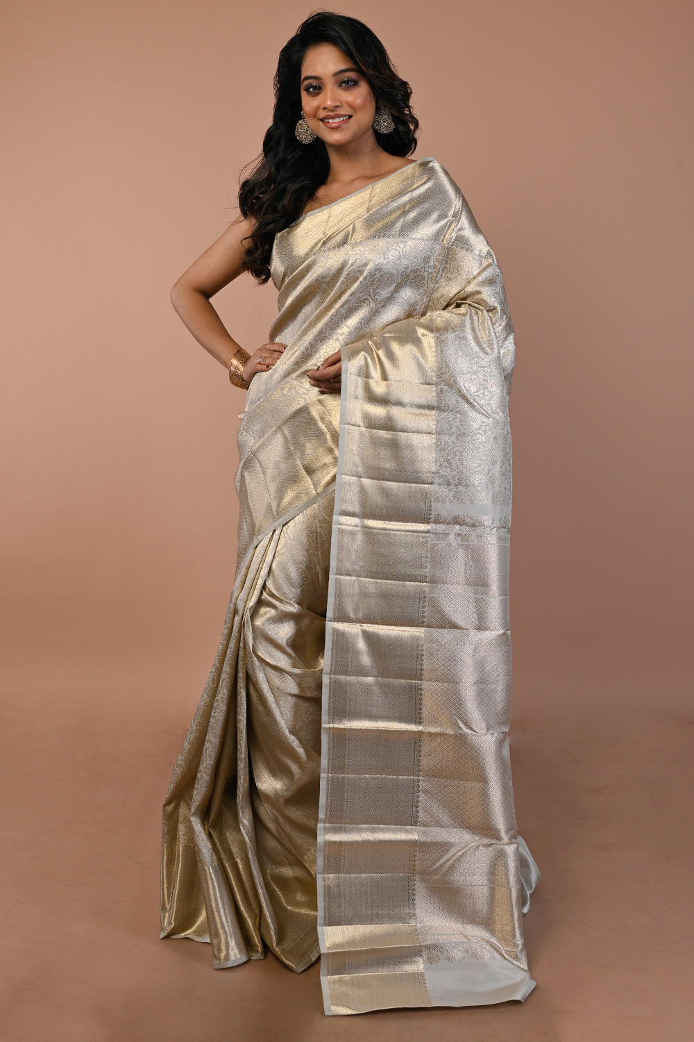 Kanchipuram Silk Jaal Pastel Grey Saree