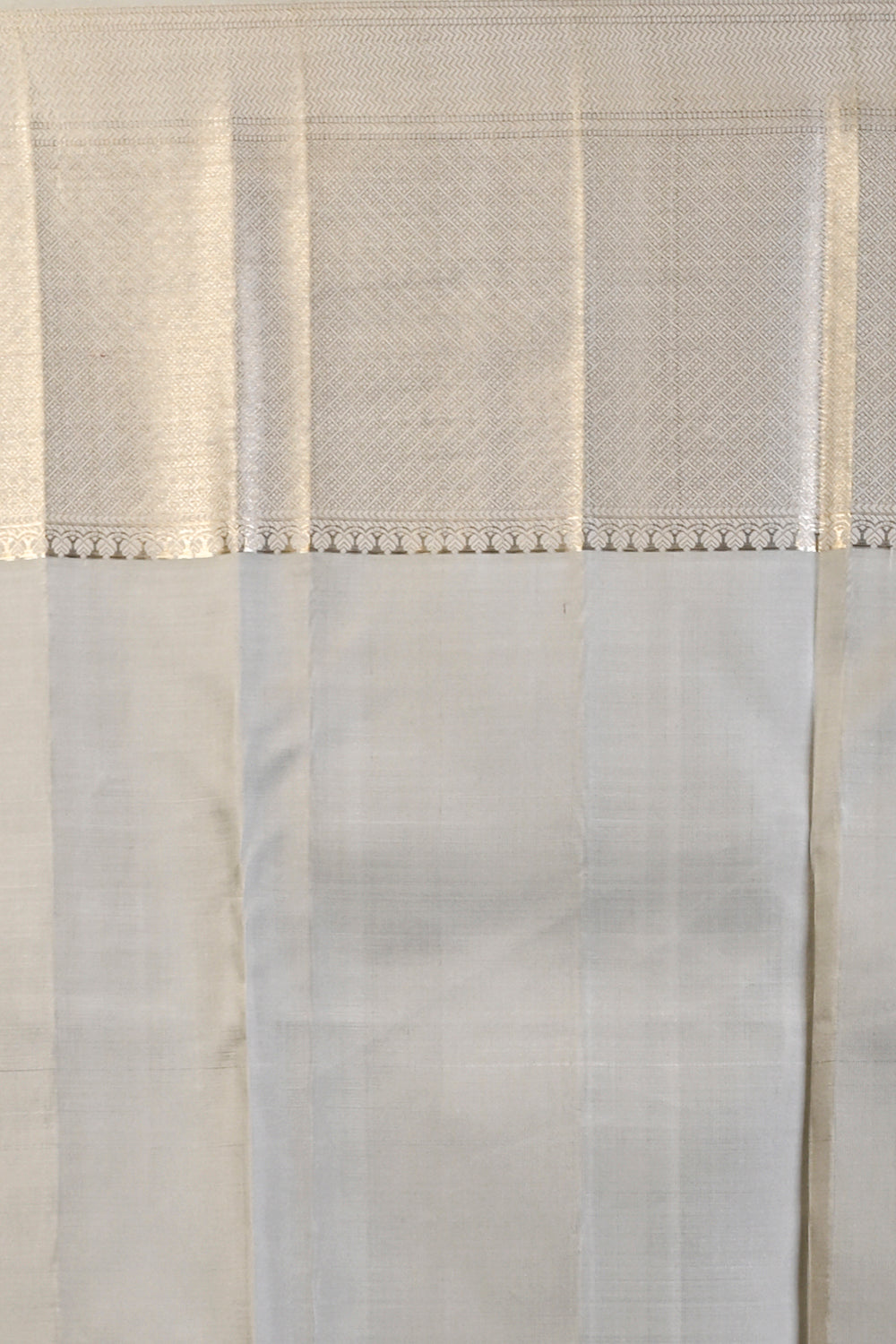 Kanchipuram Silk Jaal Pastel Grey Saree