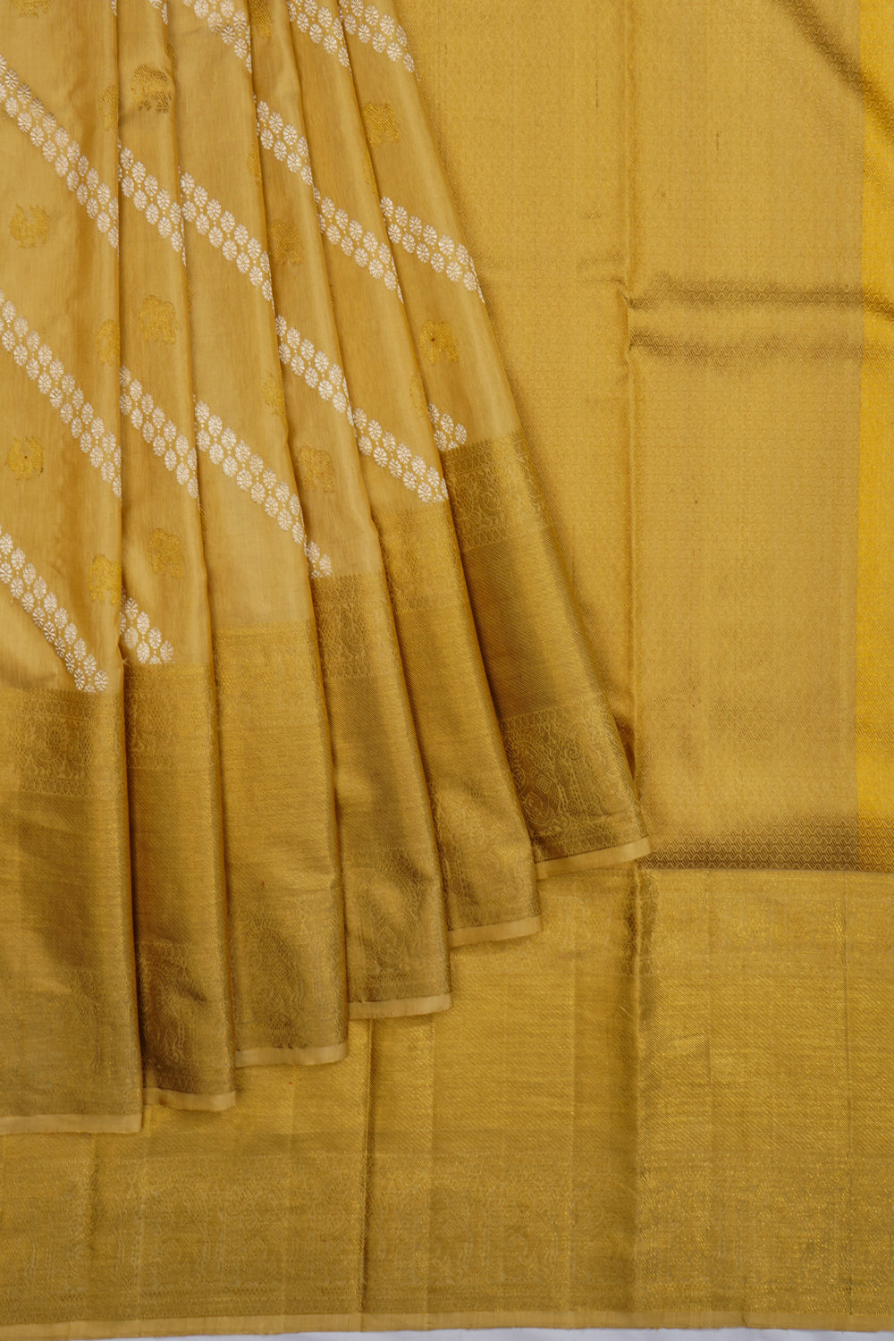 Kanchipuram Silk Tissue Diagonal Lines And Butta Gold Saree 1213160219