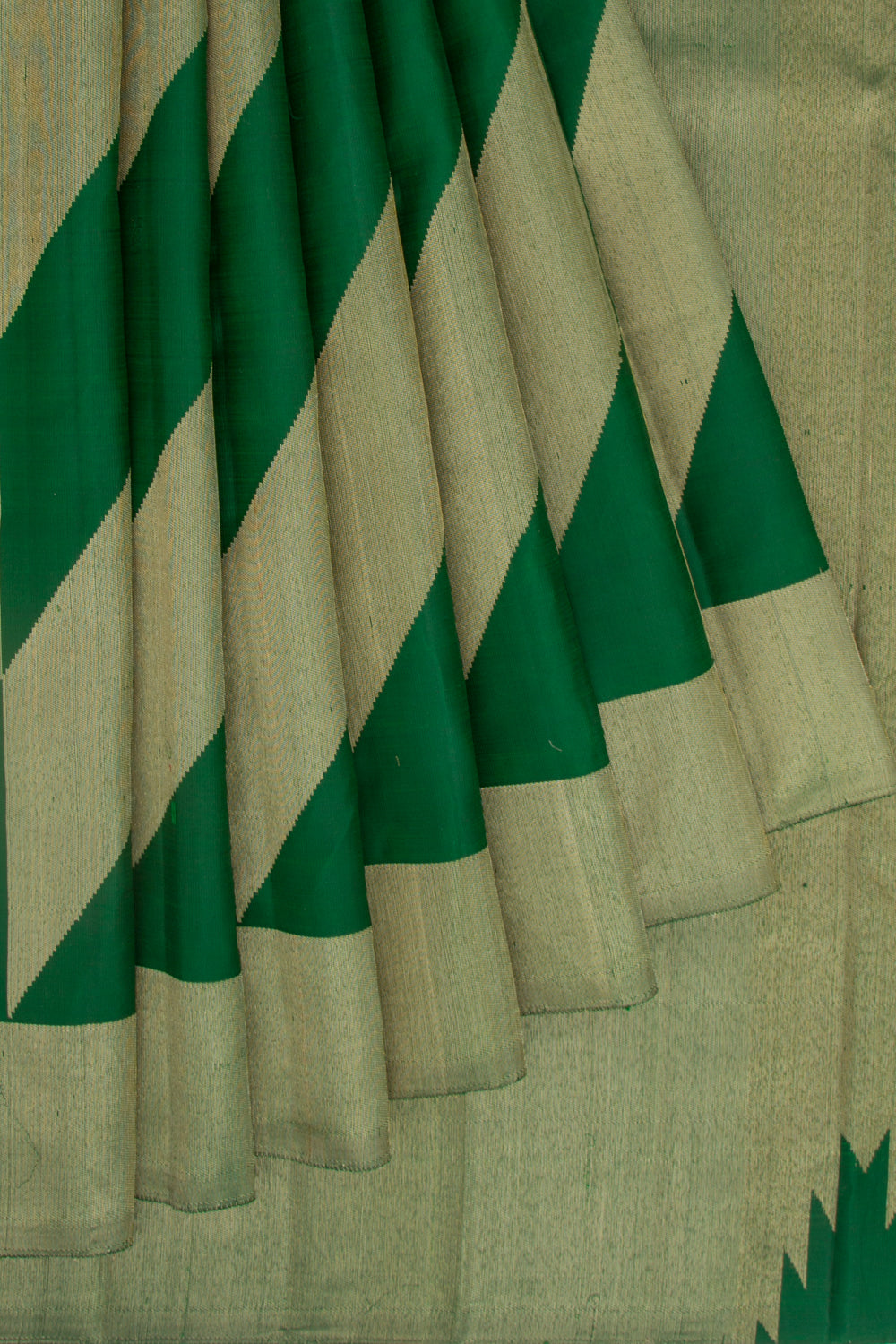 Kanchipuram Silk Geometrical Lines Green Saree
