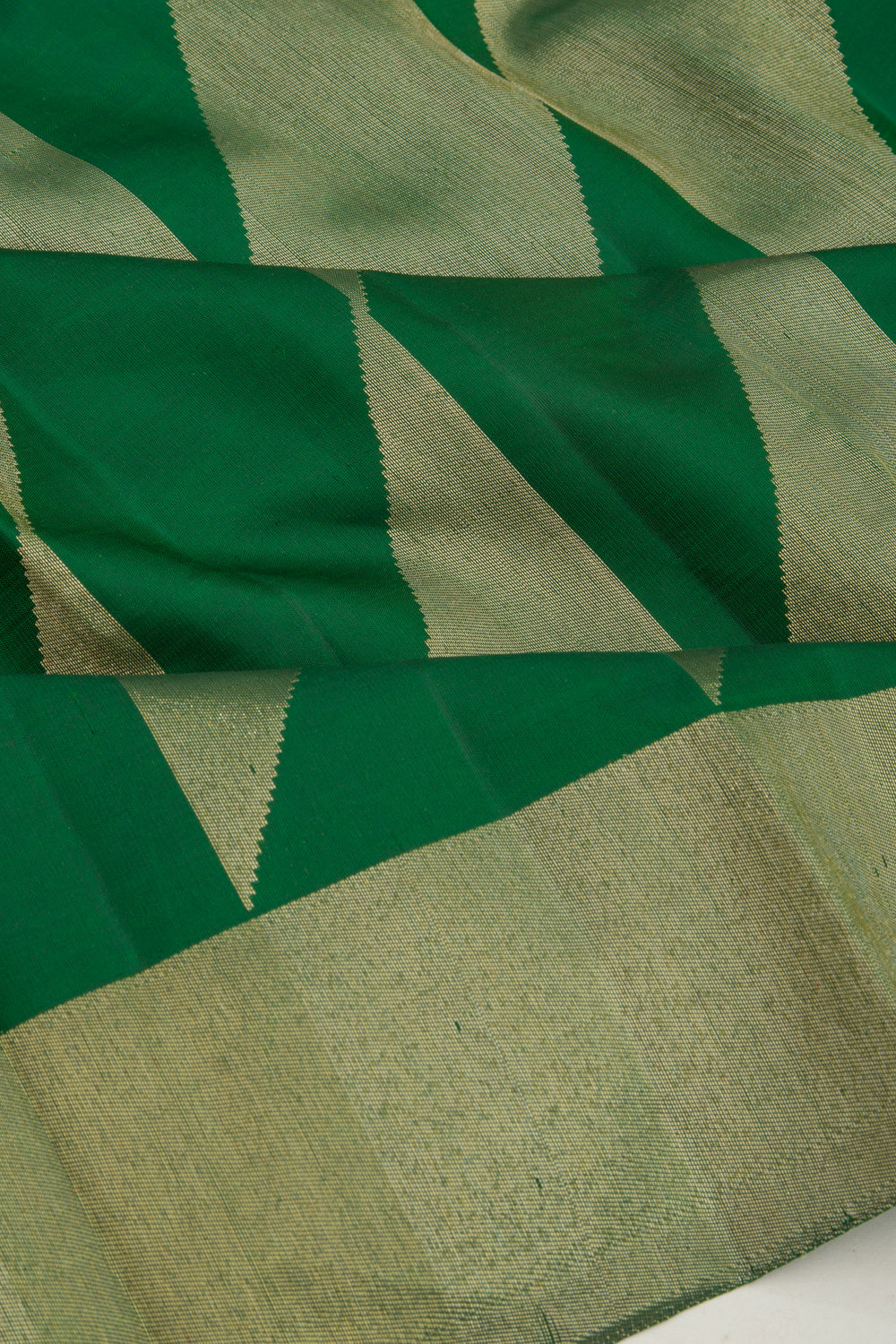 Kanchipuram Silk Geometrical Lines Green Saree