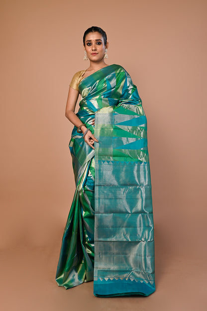 Kanchipuram Silk Geometrical Brocade Dual Tone Blue And Green Saree