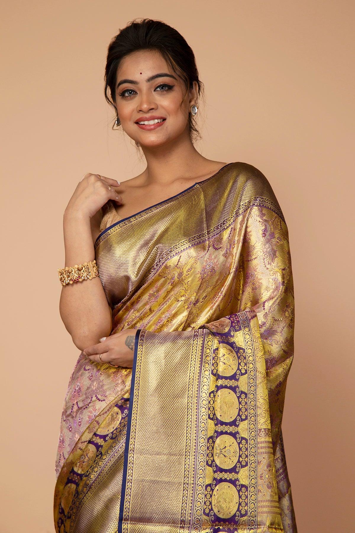 Kanchipuram Silk Tissue Jaal Gold Saree