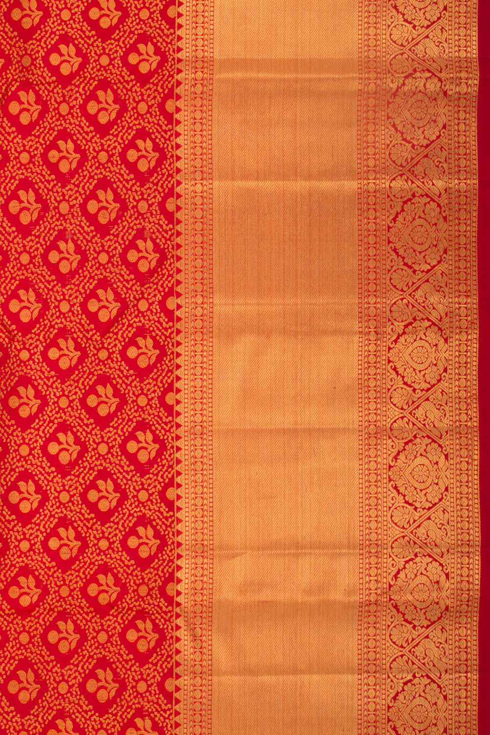 Kanchipuram Silk Jaal And Butta Red Saree