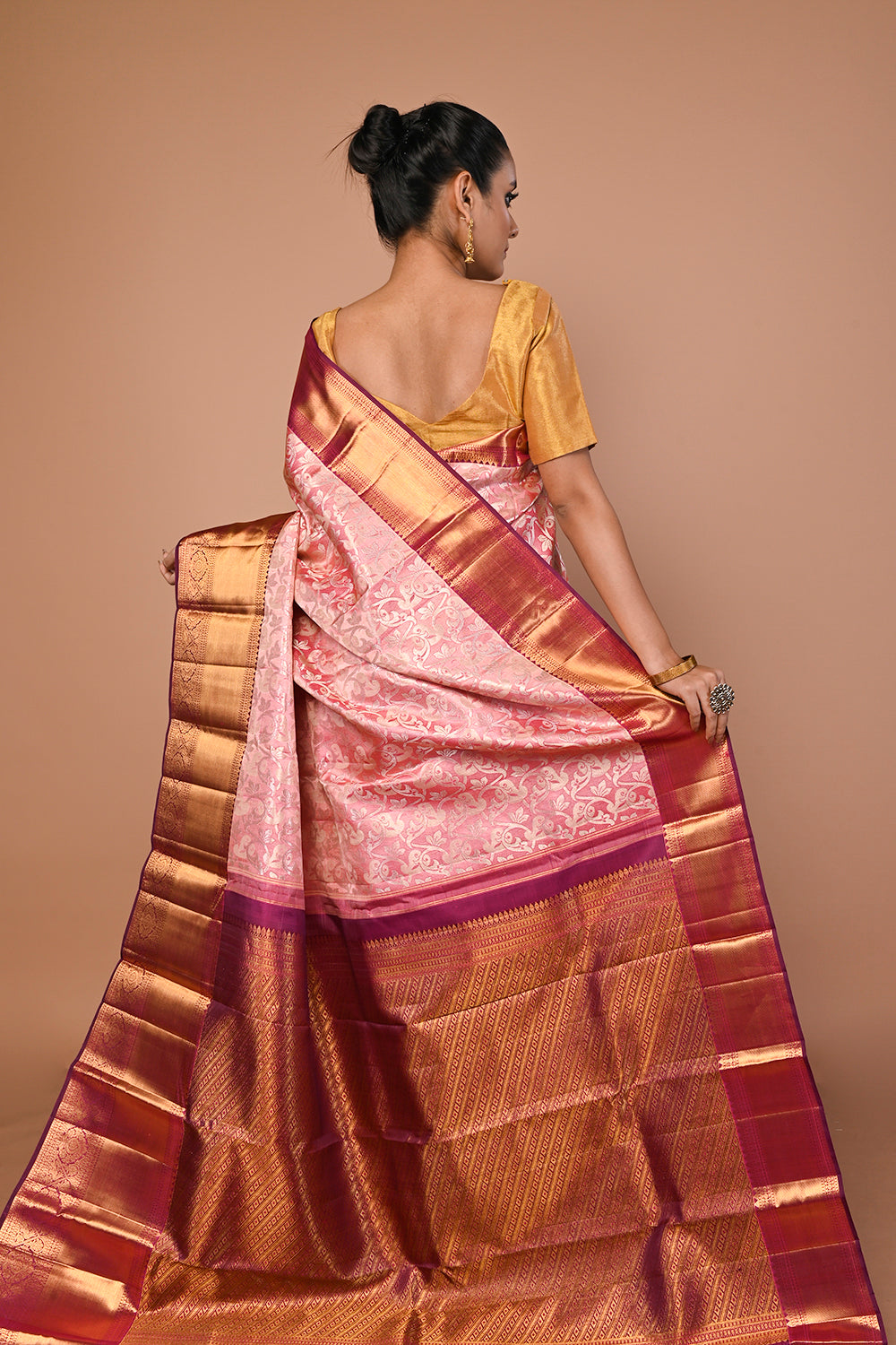 Kanchipuram Silk Tissue Jaal Pink Saree