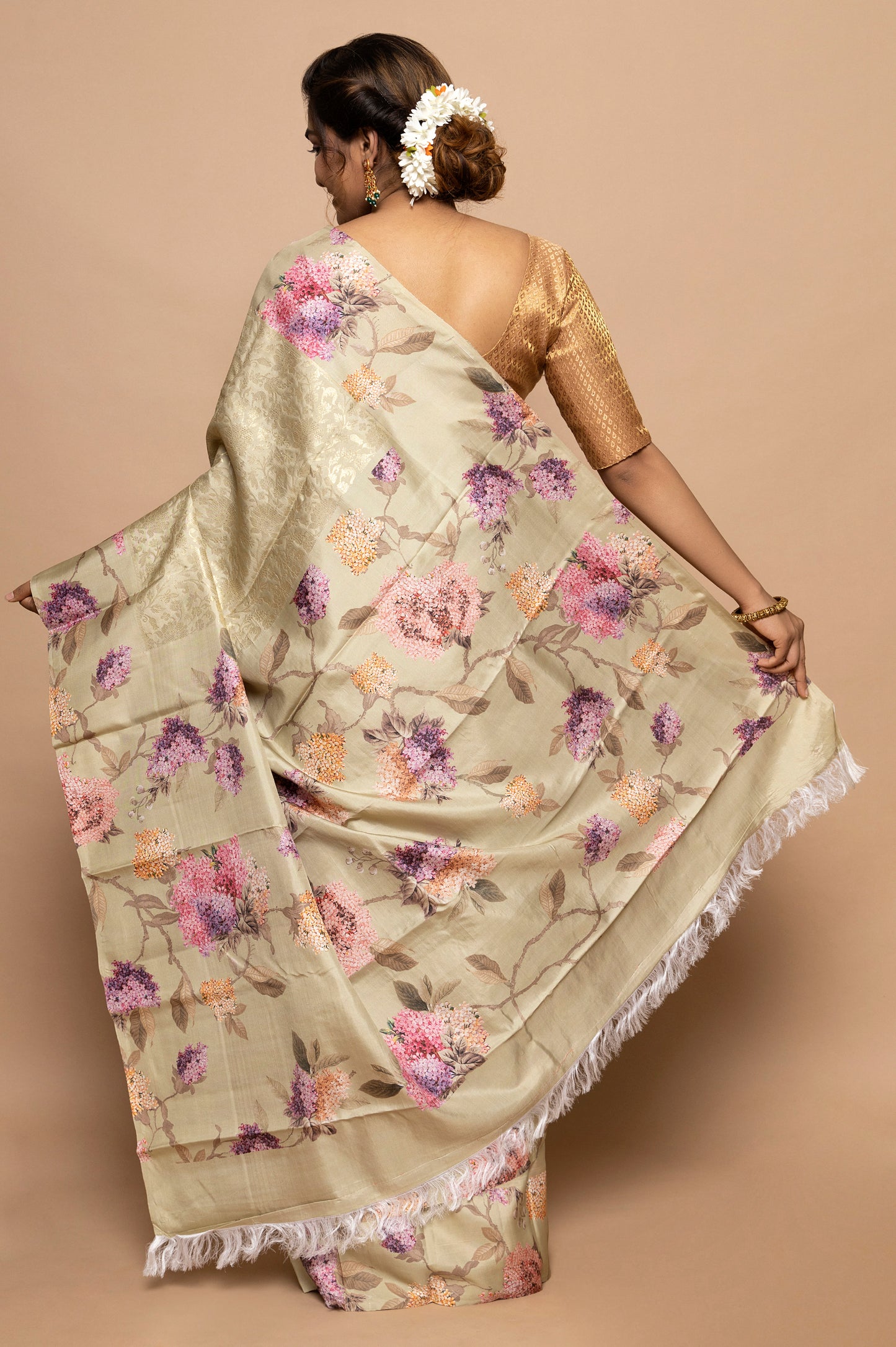 Kanchipuram Silk Jaal Cream Saree With Floral Satin Border