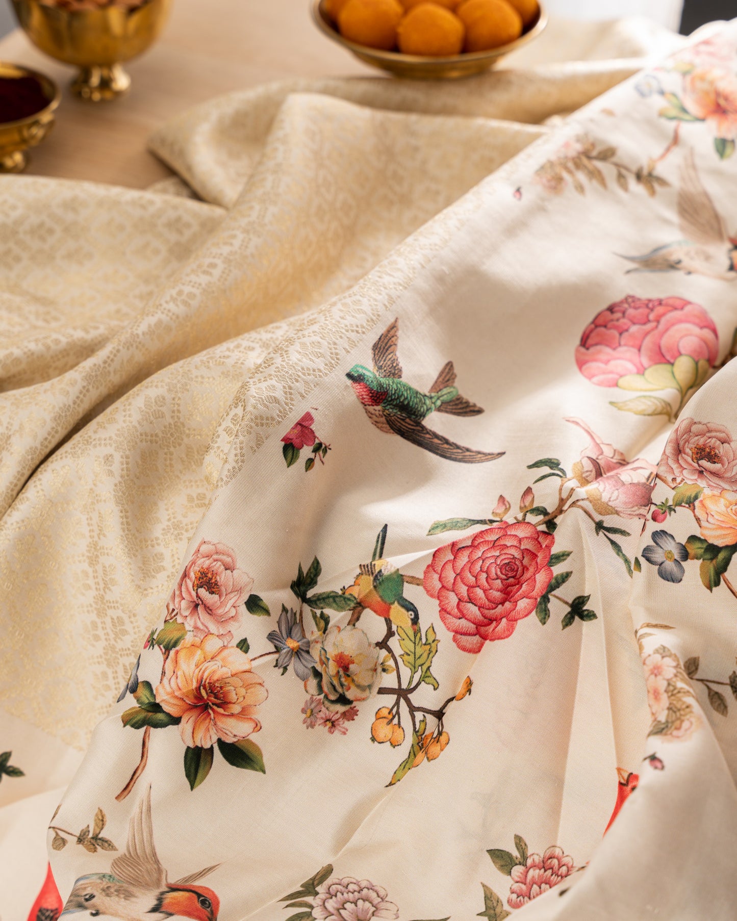 Kanchipuram Silk Brocade Cream Saree With Floral Print Border With Rakhi And Gift Box