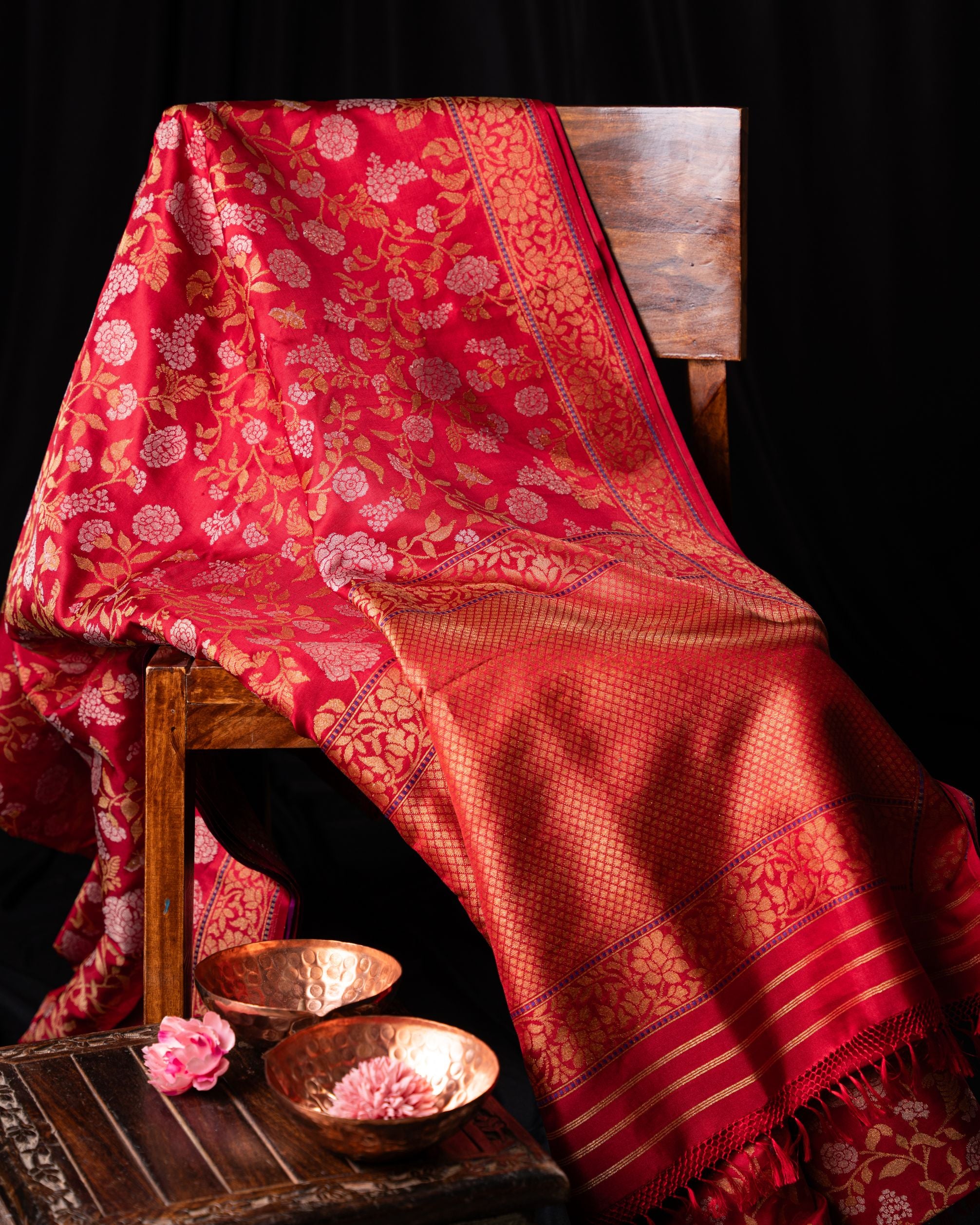 Banarasi Silk Jamdani Jaal Raktambari Saree