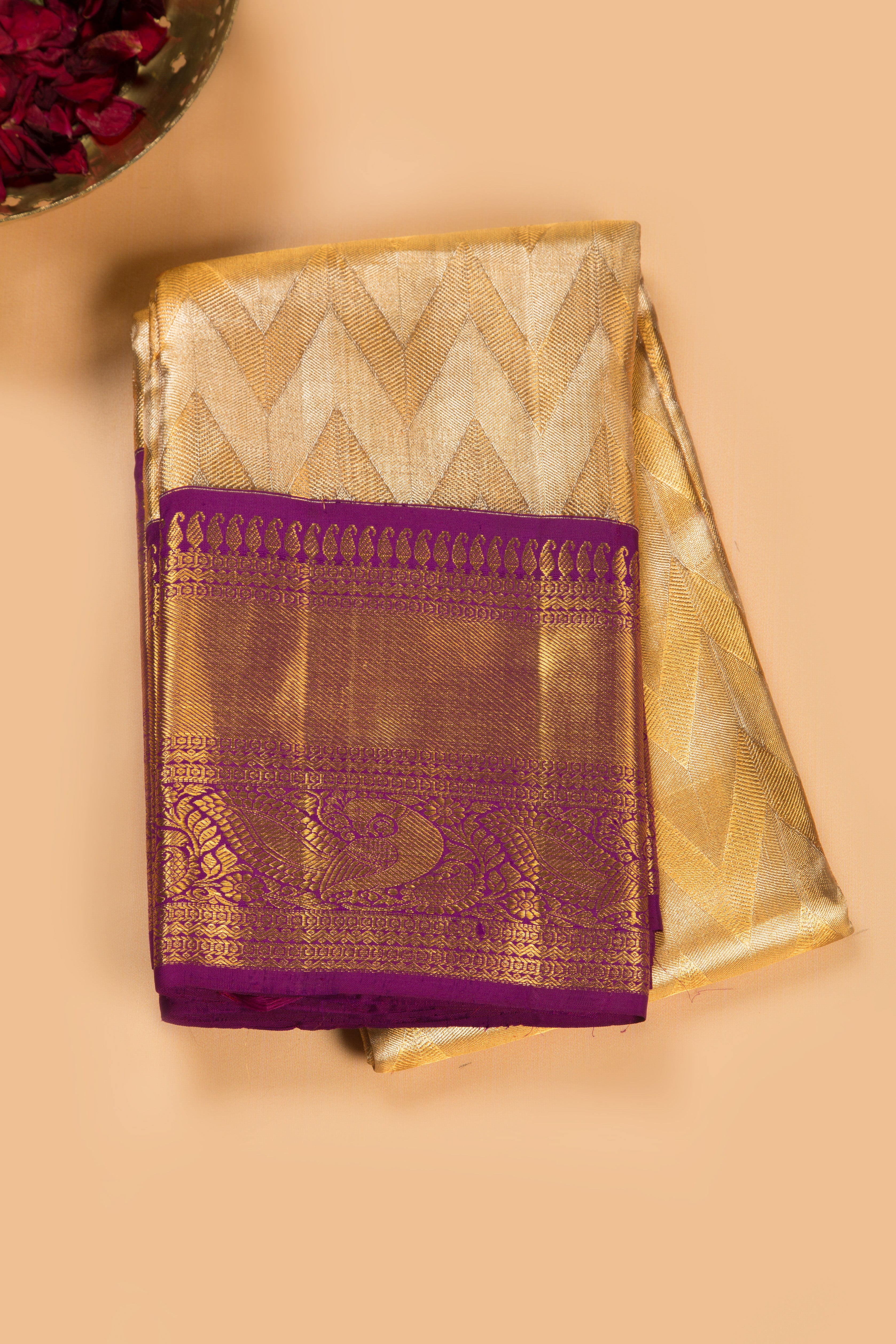 Kanchipuram Silk Tissue Zig Zag Lines Gold Saree