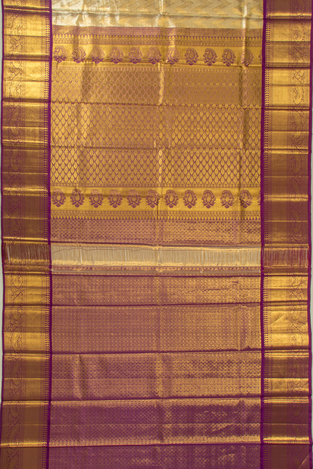 Kanchipuram Silk Tissue Zig Zag Lines Gold Saree