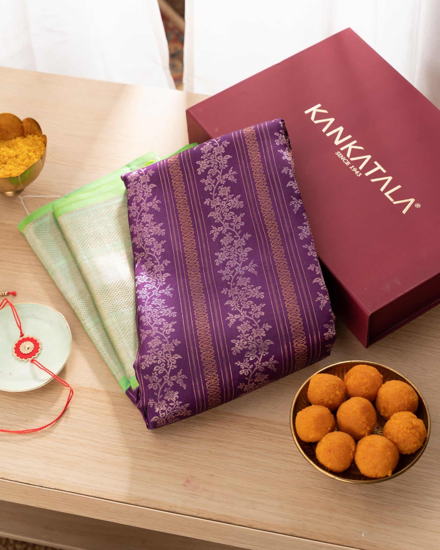 Kanchipuram Silk Jaal Purple Saree With Rakhi And Gift Box