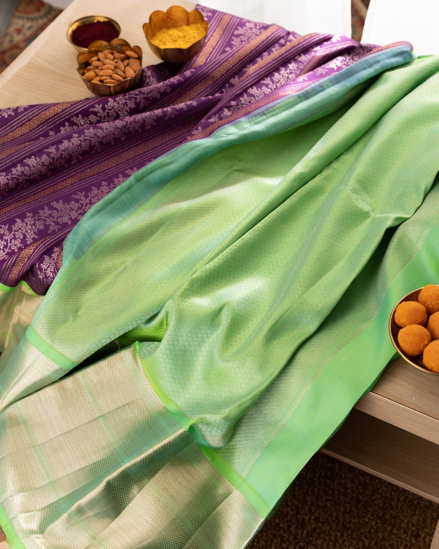 Kanchipuram Silk Jaal Purple Saree With Rakhi And Gift Box