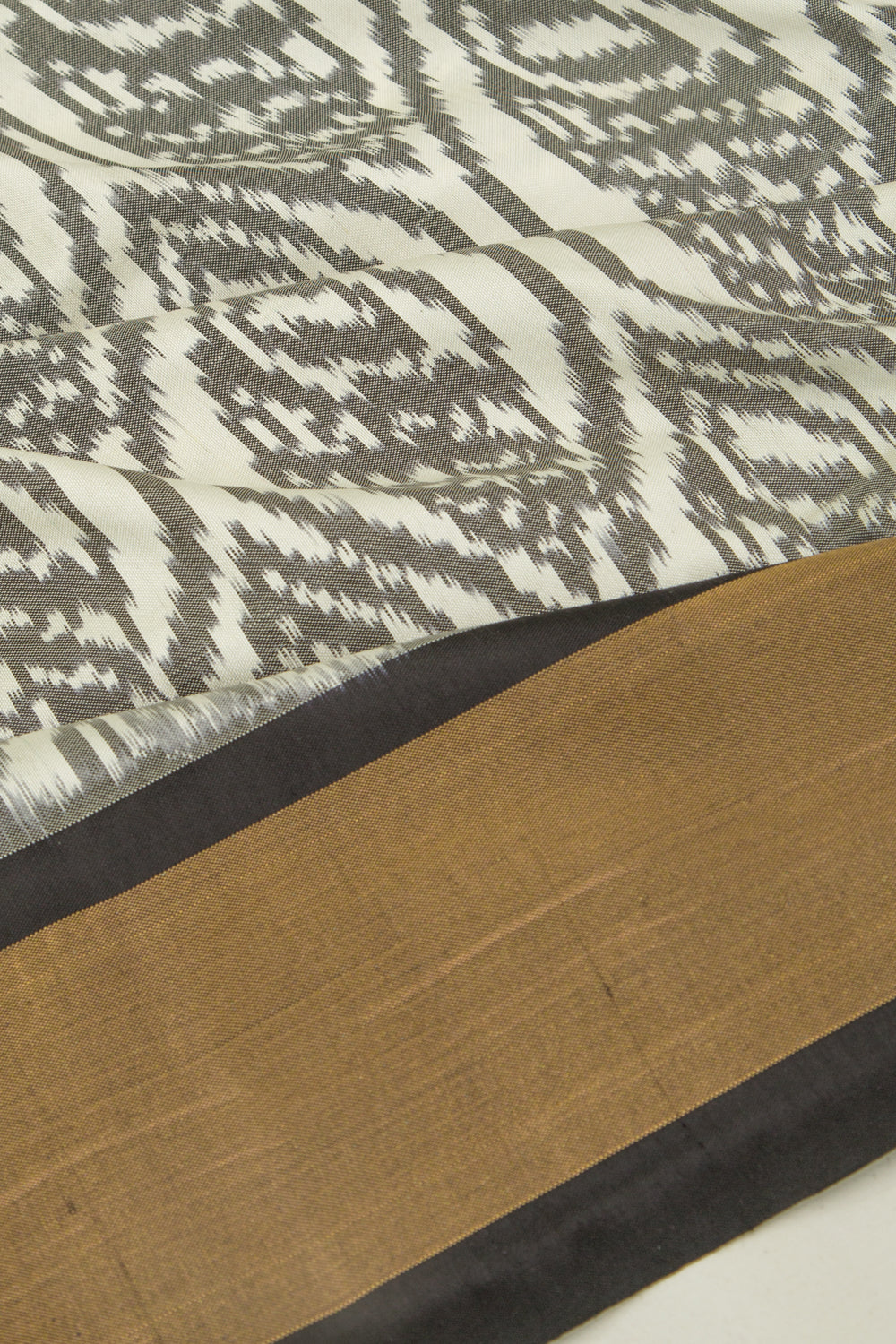 Pochampally Silk Ikat Off White Saree