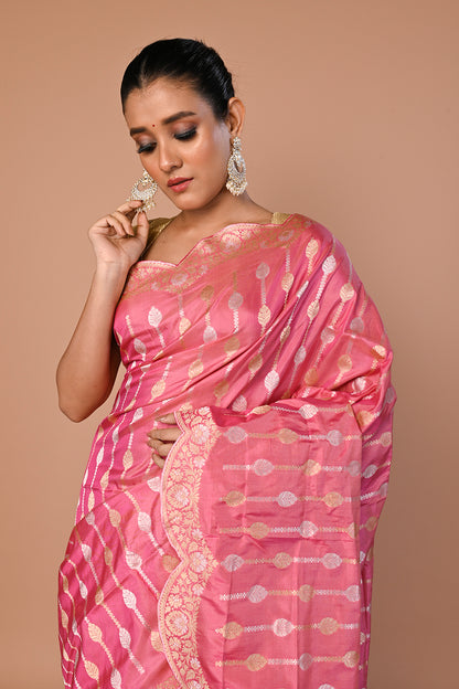 Banarasi Silk Jaal Pink Saree With Scallop Border