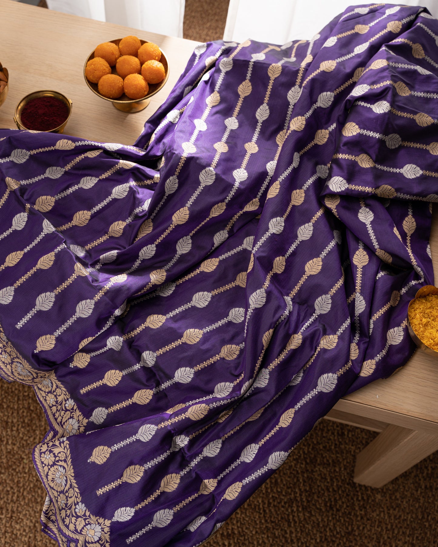 Banarasi Silk Jaal Purple Saree With Scallop Border With Rakhi And Gift Box